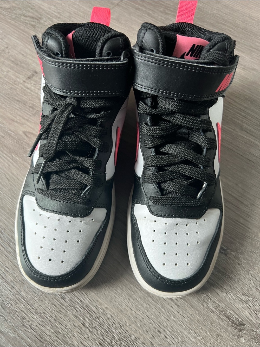 Nike Kids High-Top Sneakers in Black, White & Pink